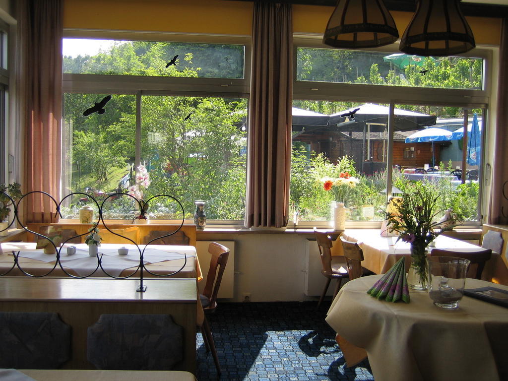 Landhotel Weinhaus Treis Weinähr エクステリア 写真